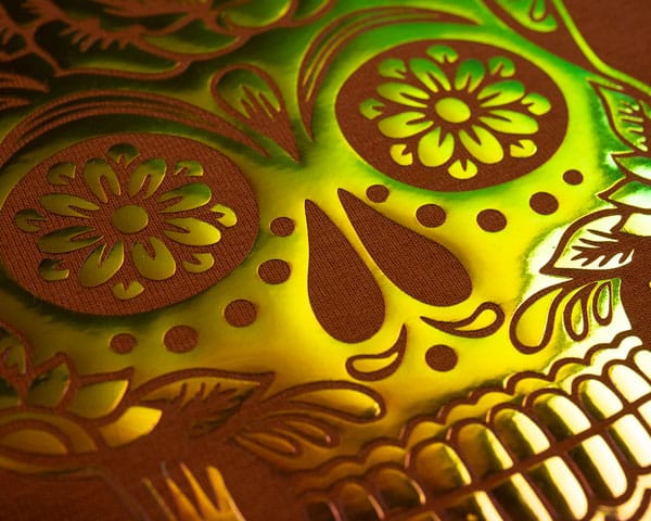A sugar skull design close up made with Green DecoFilm Brilliant Chameleon